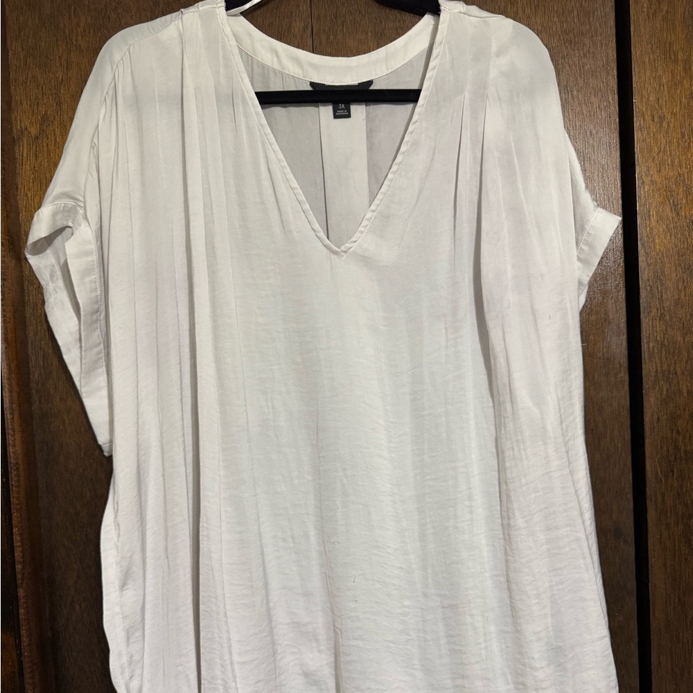 Simply Vera Vera Wang Cream V-Neck Blouse
